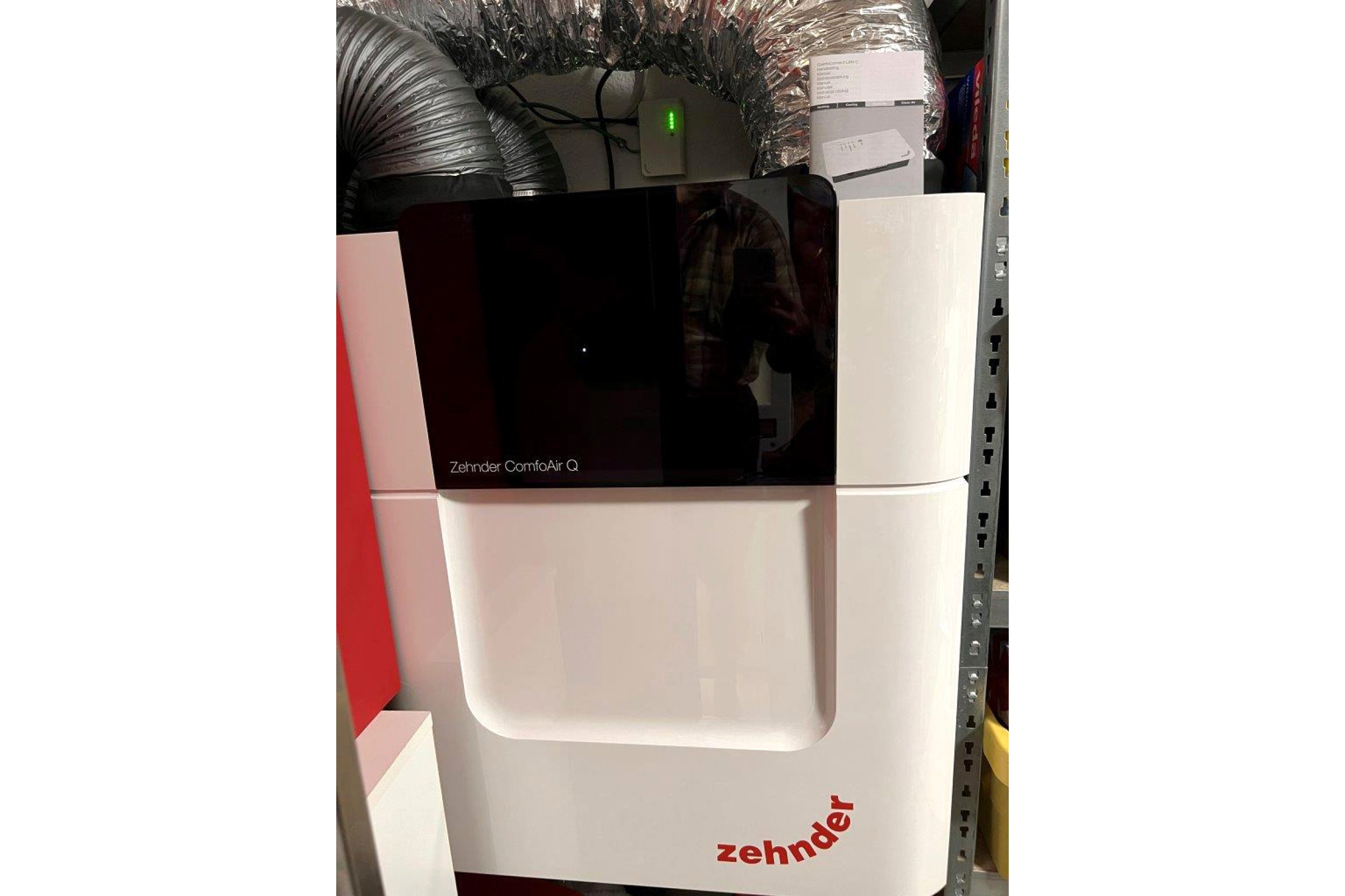 Heizungskeller im energetisch modernisierten Mehrfamilienhaus in WEG-Besitz der Familie Schinnenburg.