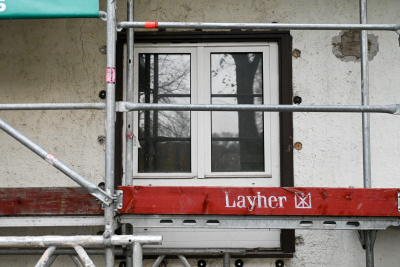 Modernes Fenster mit Dreifach-Verglasung