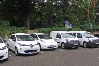 Weiße E-Autos im Fuhrpark der Stadt Bensheim