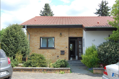 Modernisiertes Einfamilienhaus nach Passivhaus-Standard.