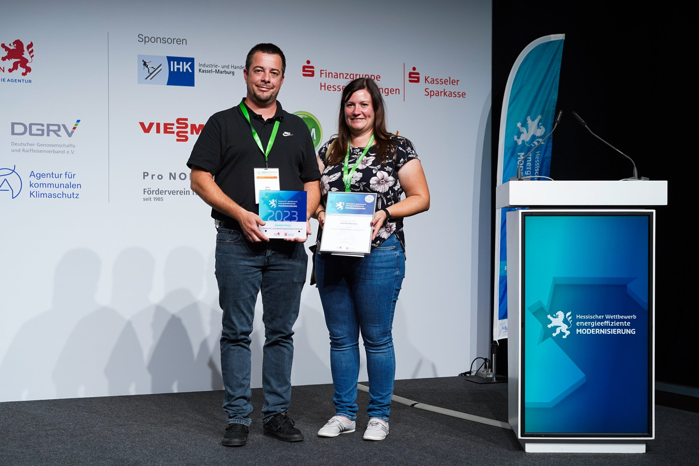 Preisverleihung für das energieeffizienten Kulturdenkmals der Familie Nimetz.