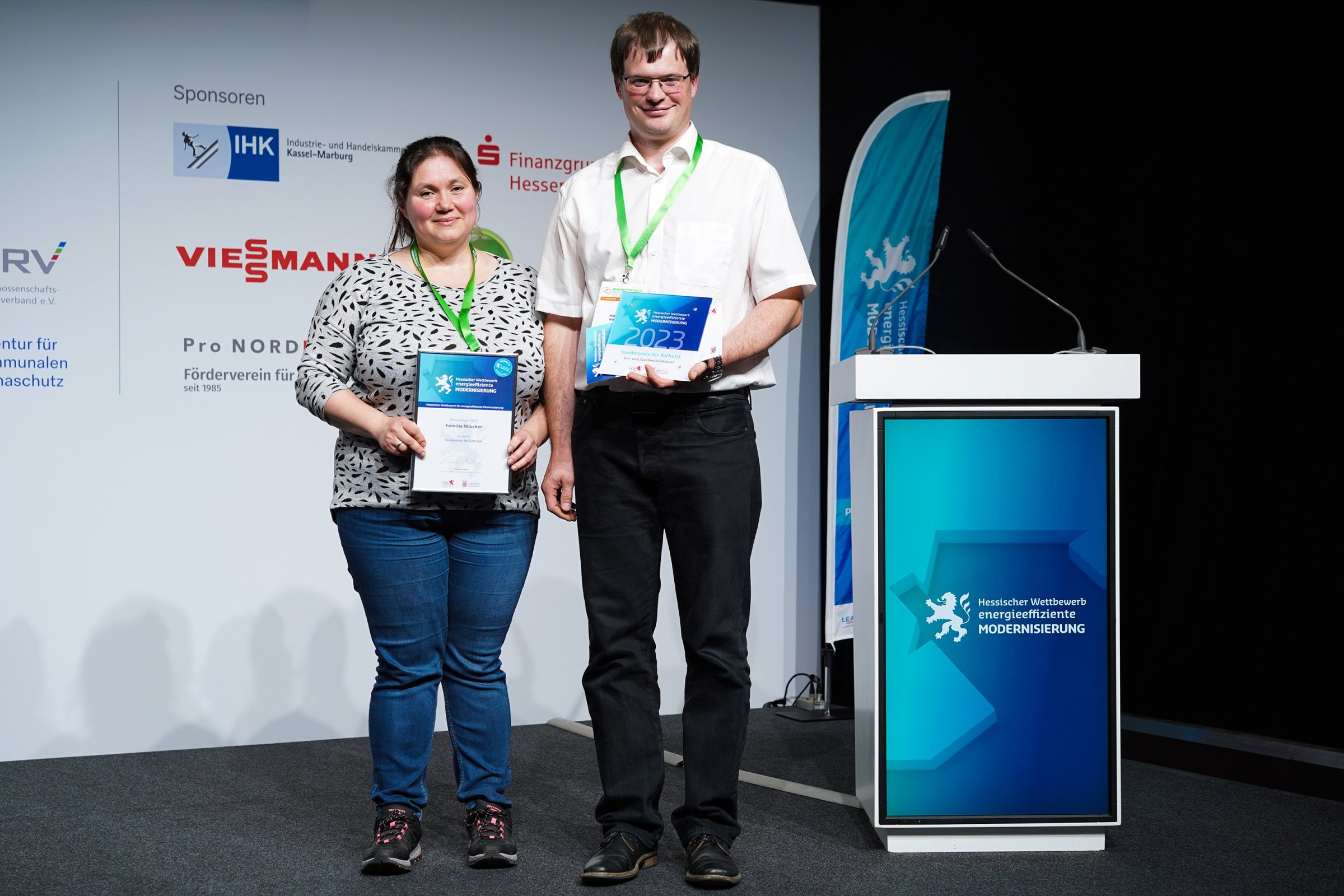 Familie Wischer bei der Preisverleihung des Modernisierungspreises