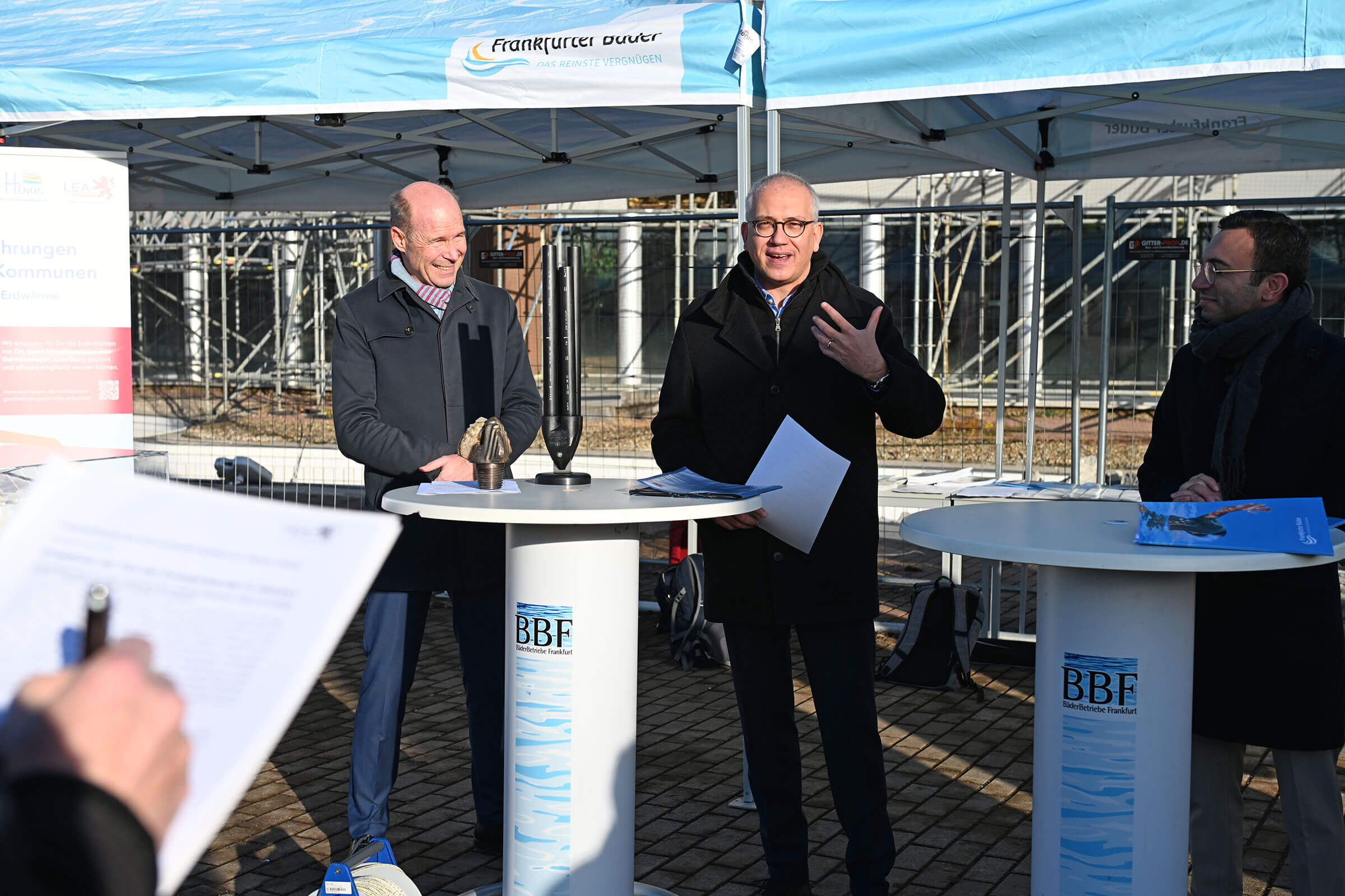 Geothermie: Probebohrung Frankfurt-Rebstock 19.11.2201, Infoveranstaltung der LEA Hessen vor Ort.