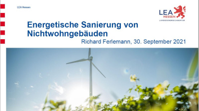 Seite mit LEA-Logo und Bild von einem Windrad, Überschrift: Energetische Sanierung von Nichtwohngebäuden