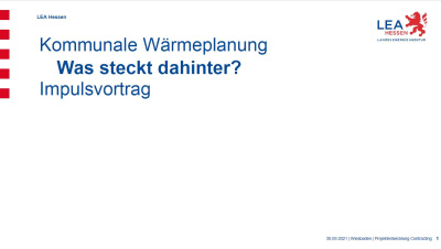 Deckblatt der Präsentation Projektentwicklung Contracting – Kommunale Wärmeentwicklung in weiß mit LEA-Logo.