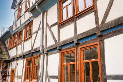 Detailansicht des energieeffizienten Bauernhofs des Lossehof e.V.