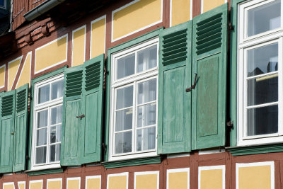 Denkmalgerecht restaurierte Fenster.